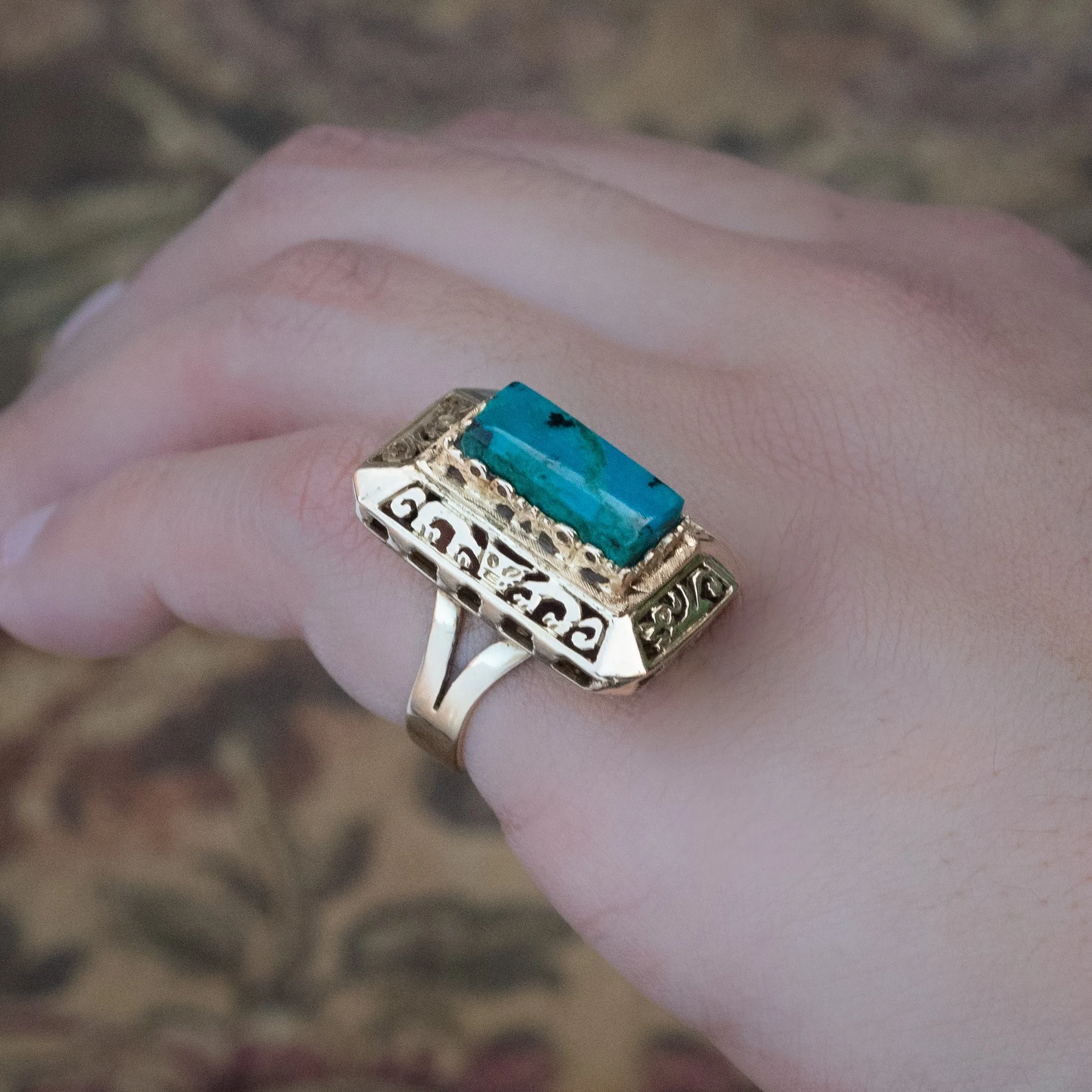 18k Mayan-Inspired Cocktail Ring