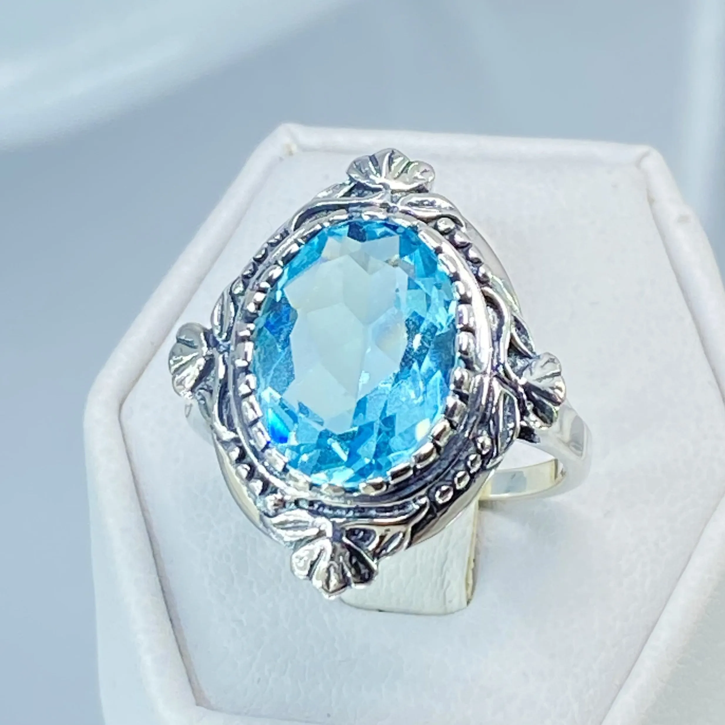 Aquamarine Ring, Oval Wreath Filigree Ring - Vintage Art Nouveau Style Ring D74