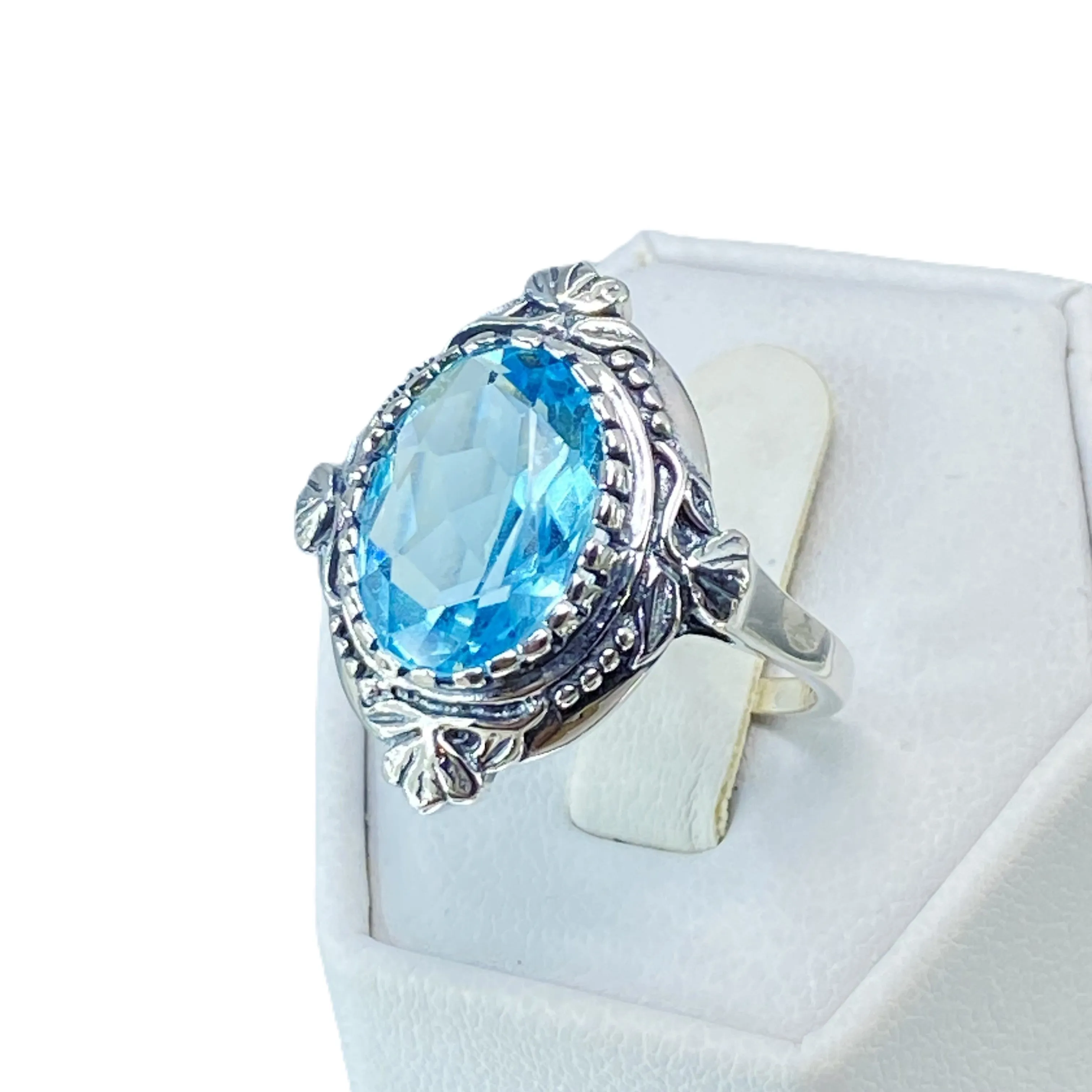Aquamarine Ring, Oval Wreath Filigree Ring - Vintage Art Nouveau Style Ring D74