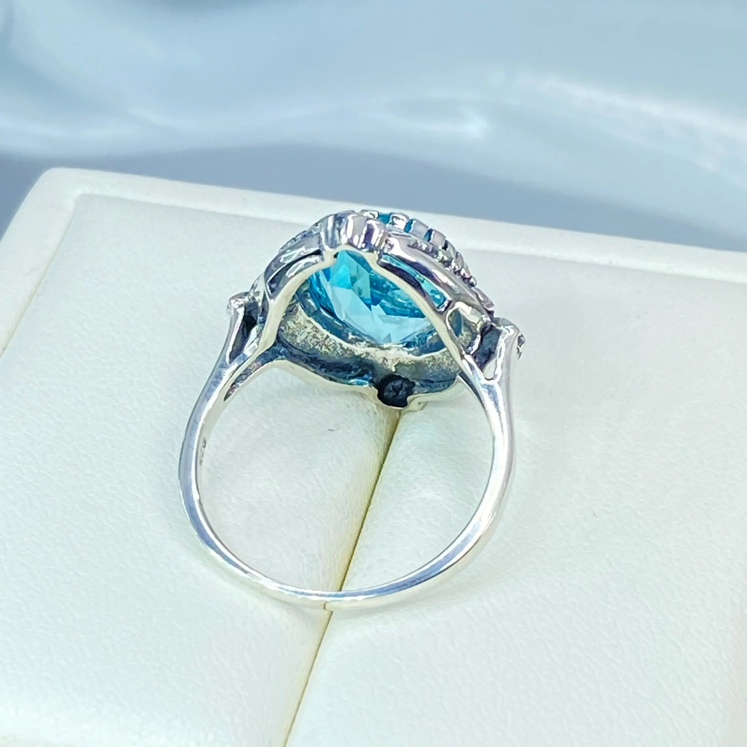 Aquamarine Ring, Oval Wreath Filigree Ring - Vintage Art Nouveau Style Ring D74