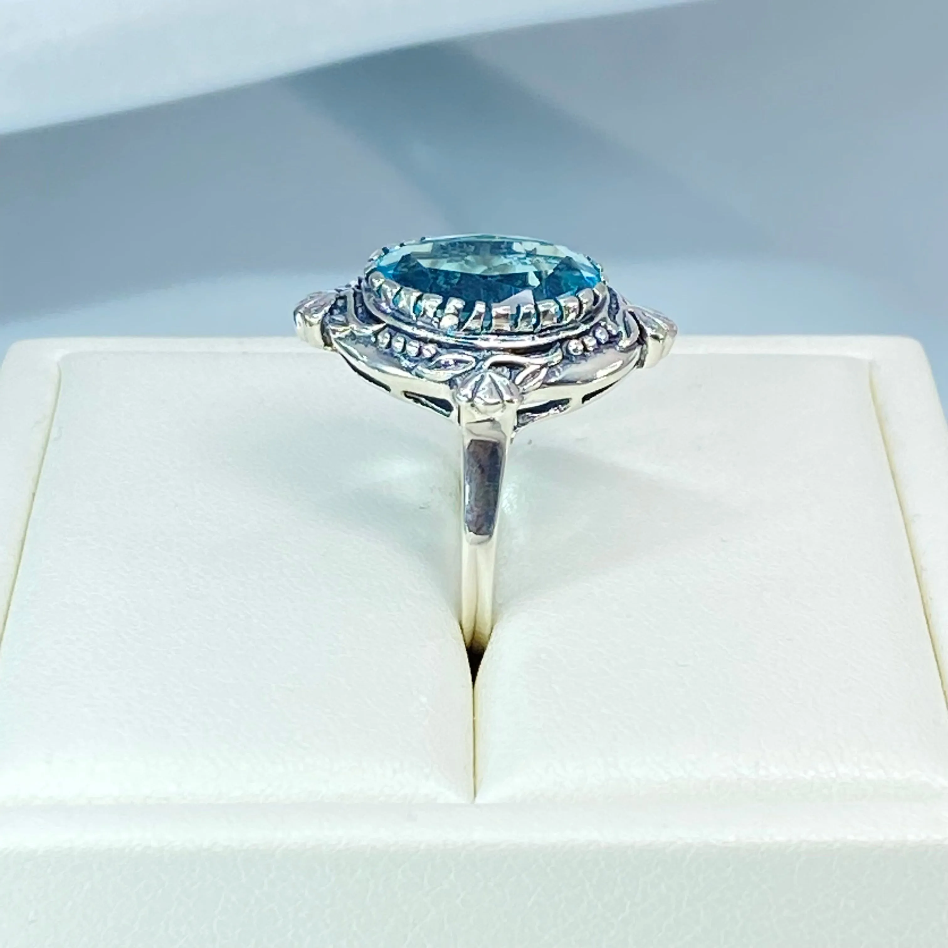 Aquamarine Ring, Oval Wreath Filigree Ring - Vintage Art Nouveau Style Ring D74