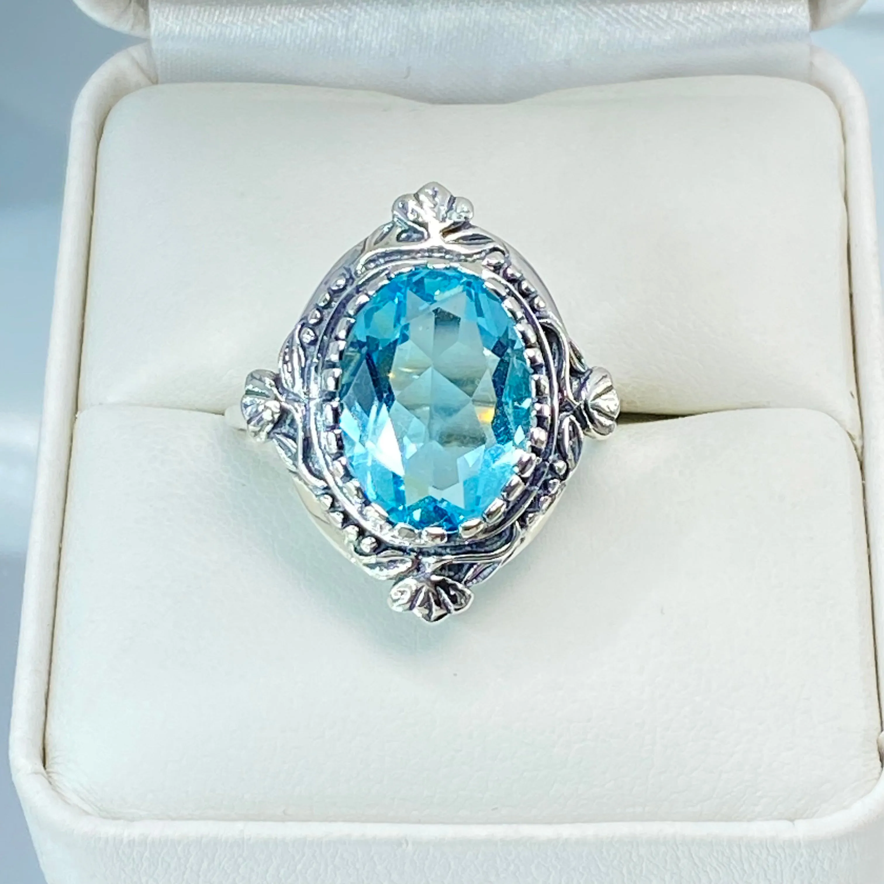 Aquamarine Ring, Oval Wreath Filigree Ring - Vintage Art Nouveau Style Ring D74