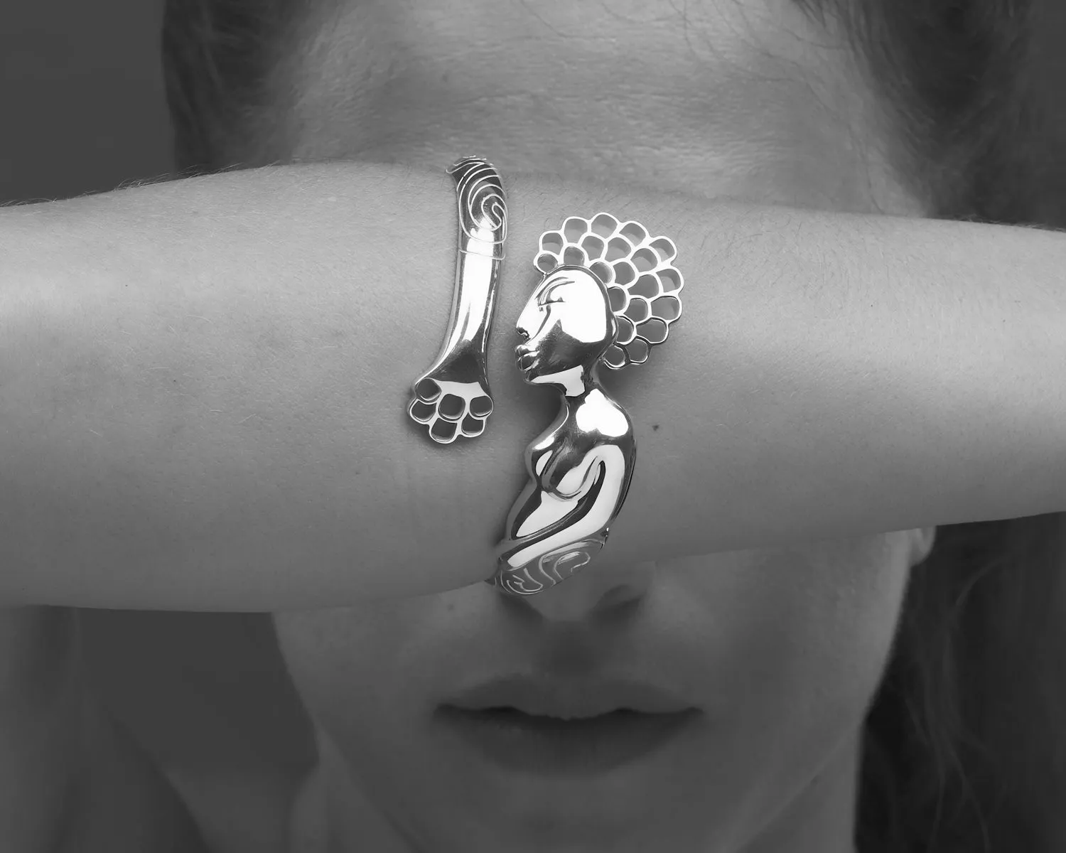 Dreaming bangle sterling silver bracelet, invisible Spring Closure