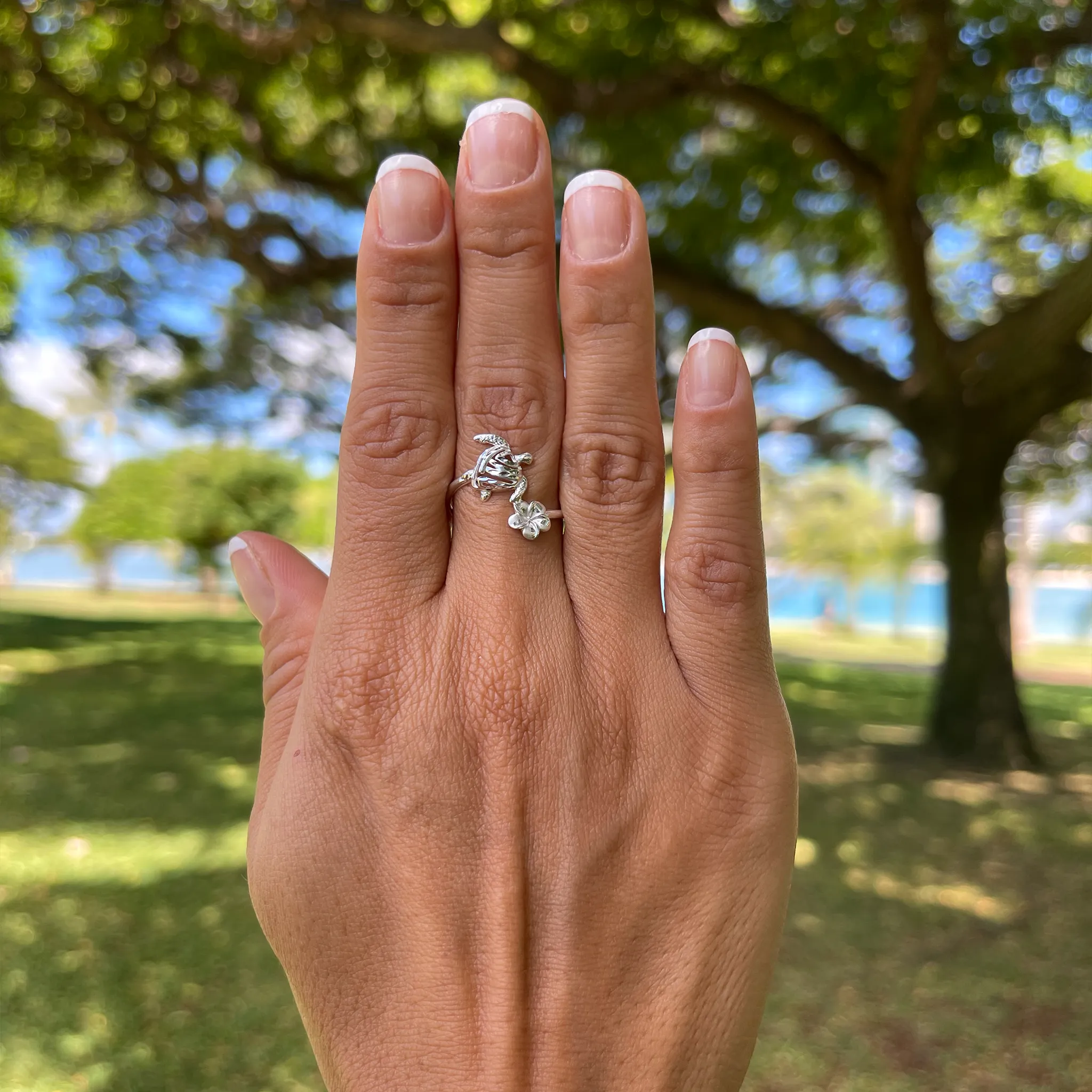 Honu and Plumeria Ring in Sterling Silver