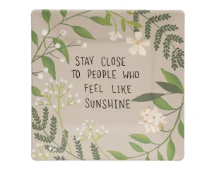 Inspirational friendship-themed decorative plate