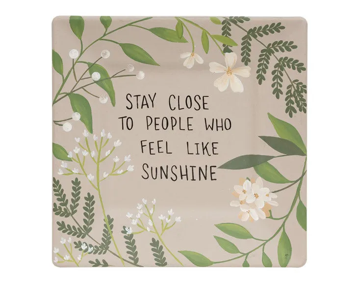 Inspirational friendship-themed decorative plate