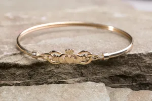 Ladies 10K  Gold Claddagh Bangle
