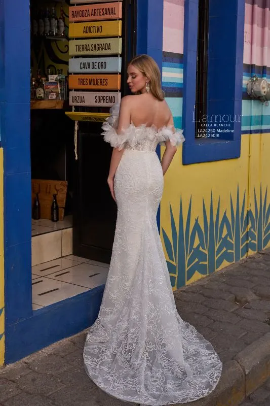 L'amour Size 14 LA24250 Madeline Ivory/Ivory Gown