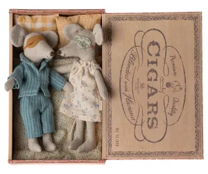 maileg mum and dad mice in cigar box 2023 edition