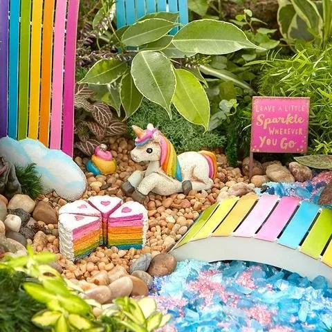 Mini Garden Magic Sign