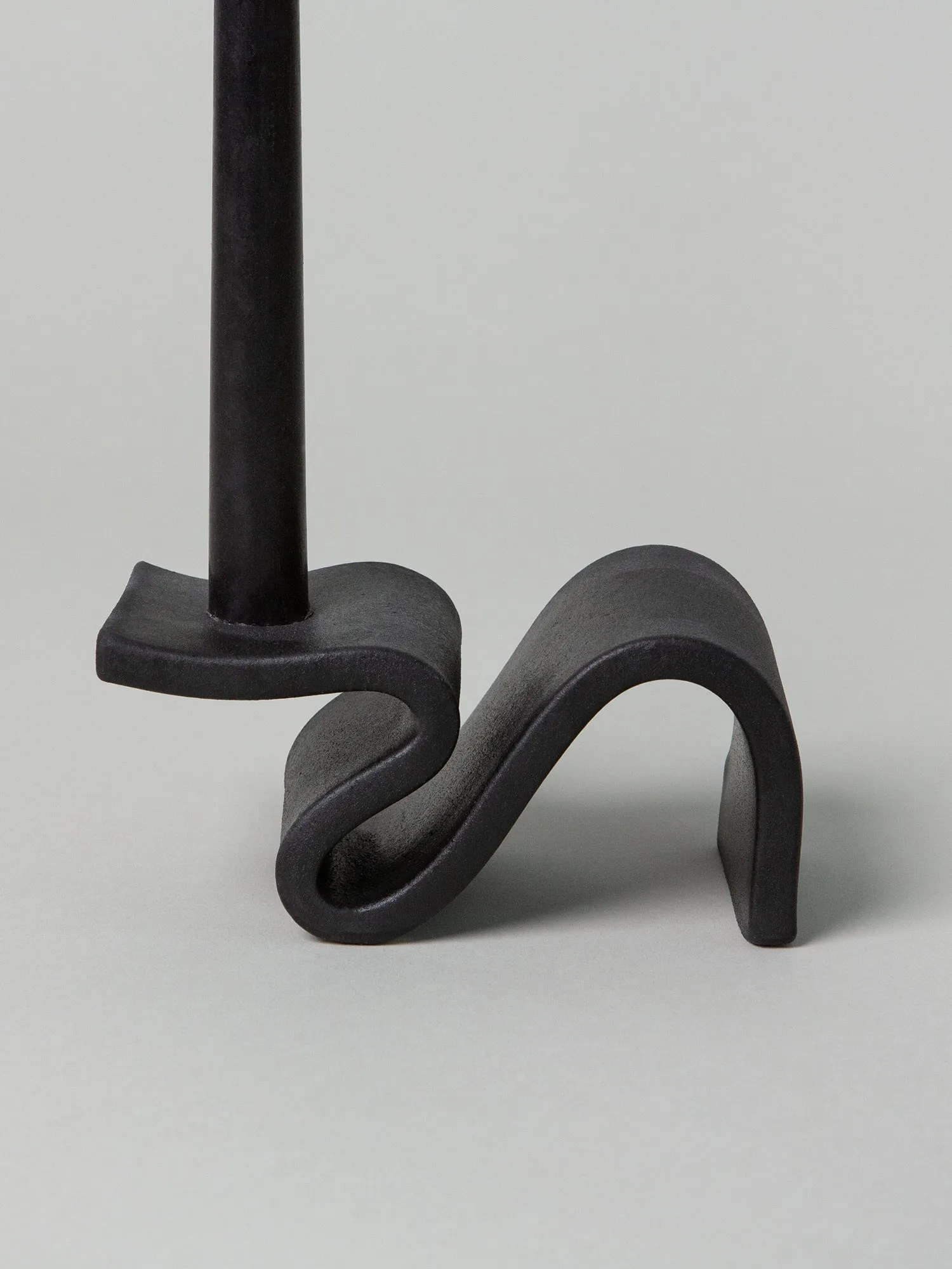 Wei Candlestick, Black